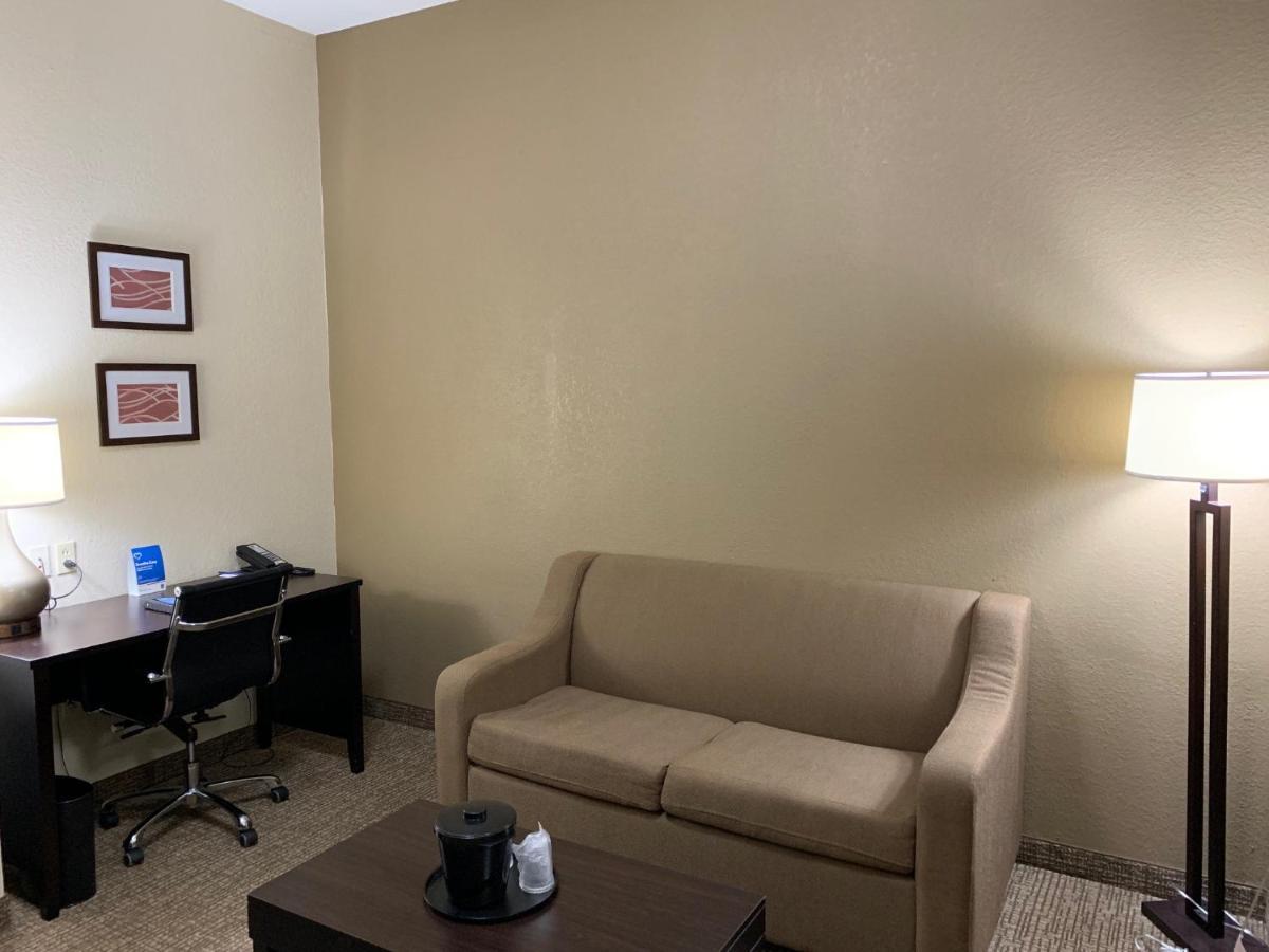 Comfort Inn & Suites Atlanta-Smyrna Ngoại thất bức ảnh