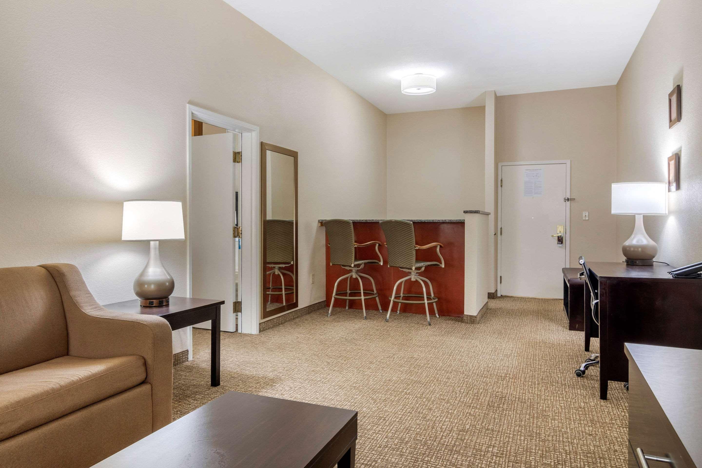 Comfort Inn & Suites Atlanta-Smyrna Ngoại thất bức ảnh