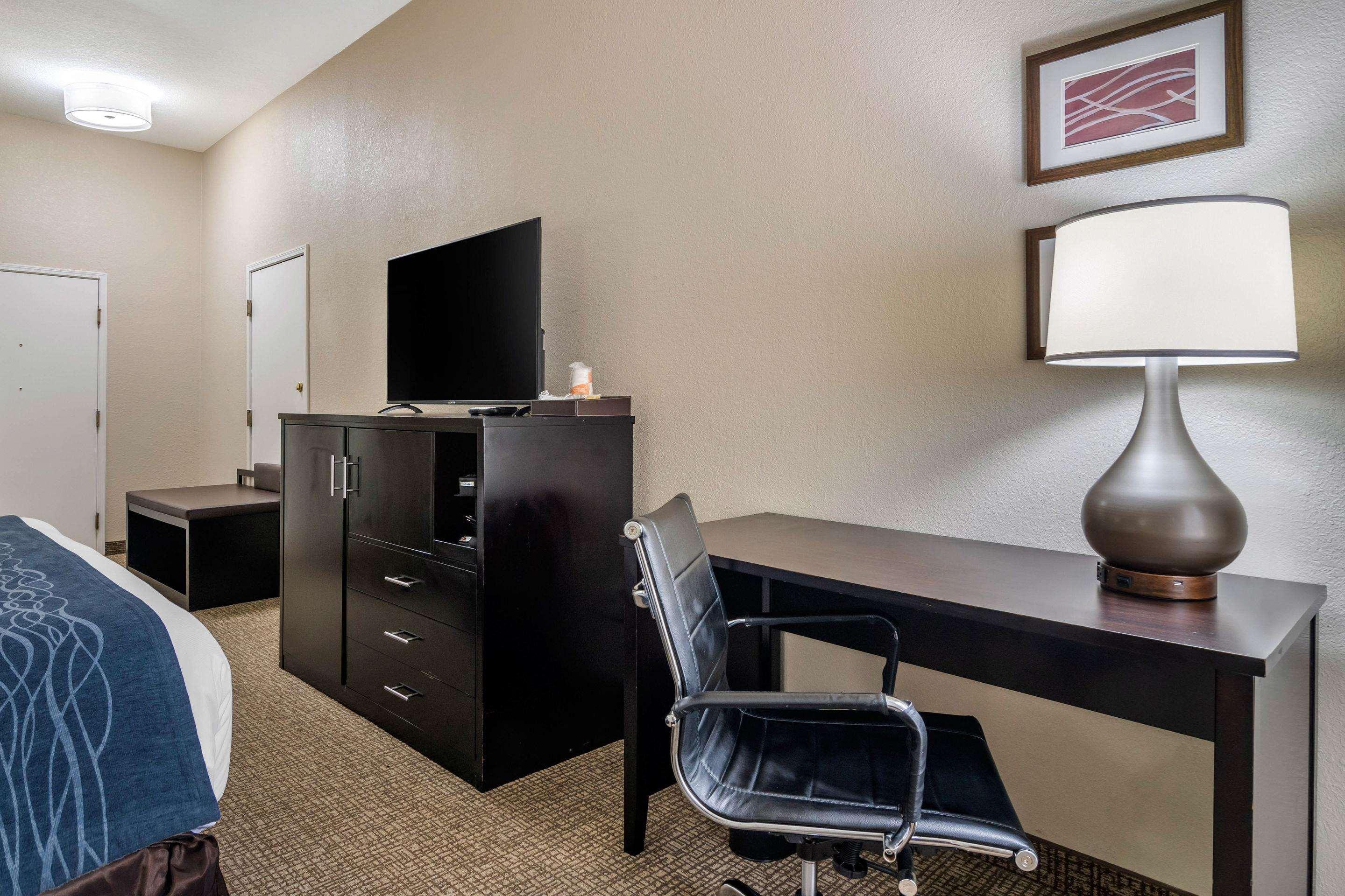 Comfort Inn & Suites Atlanta-Smyrna Ngoại thất bức ảnh
