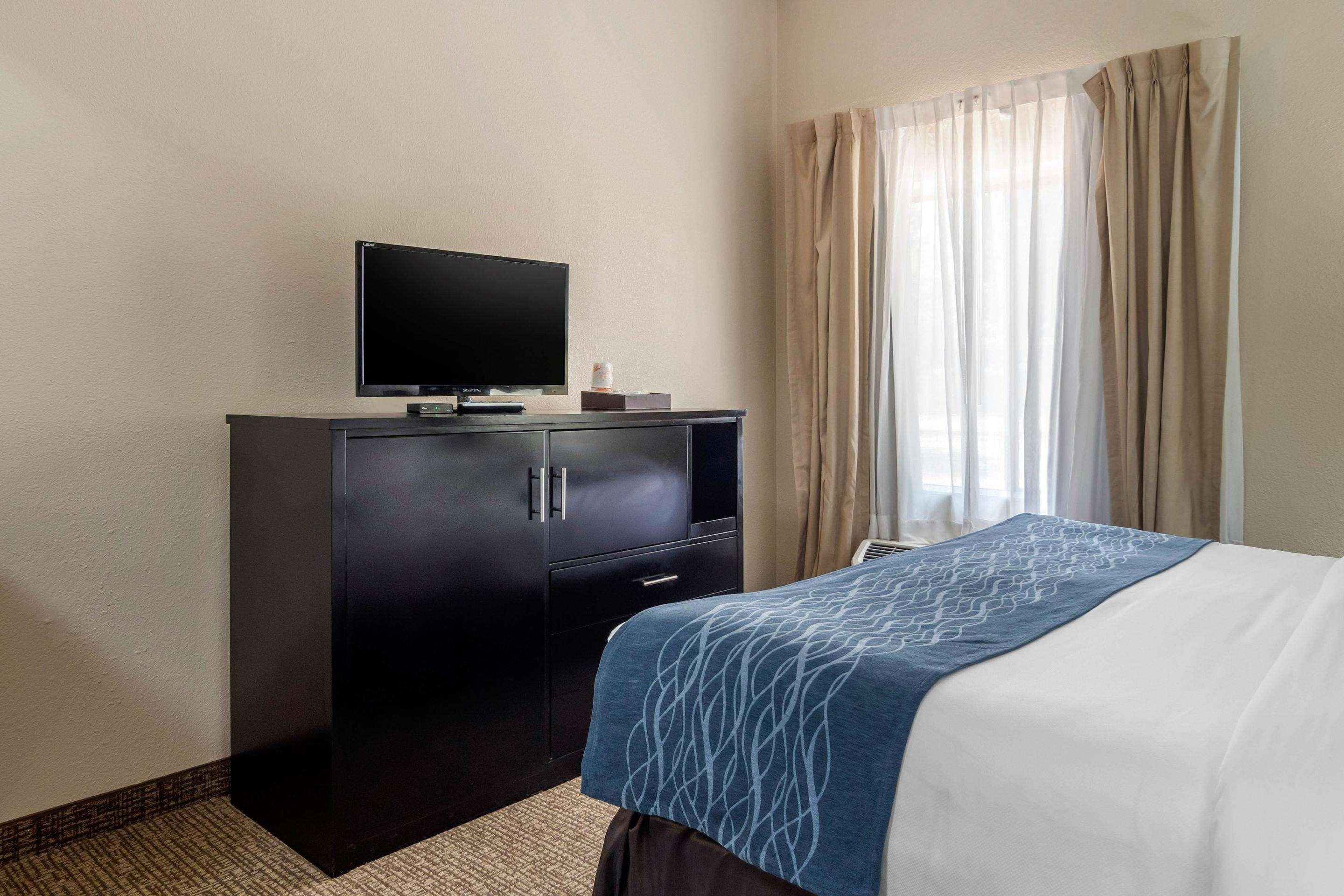 Comfort Inn & Suites Atlanta-Smyrna Ngoại thất bức ảnh